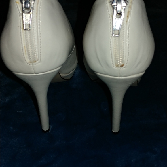 Madden Girl Bannter Women's SZ 7.5M Peep Toe Heels - Picture 5 of 10